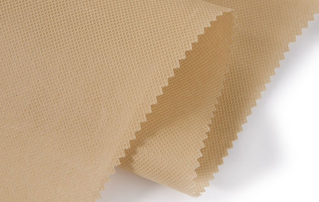 پارچه اسپان باند ایرانی بهتر است یا وارداتی ؟ بررسی مزایا و معایب